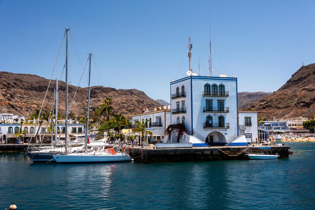 Edificio Playa Apartment Puerto De Mogan Exterior photo