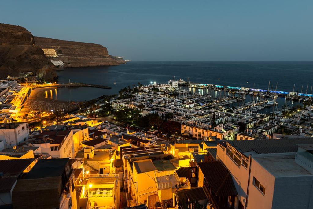 Edificio Playa Apartment Puerto De Mogan Exterior photo