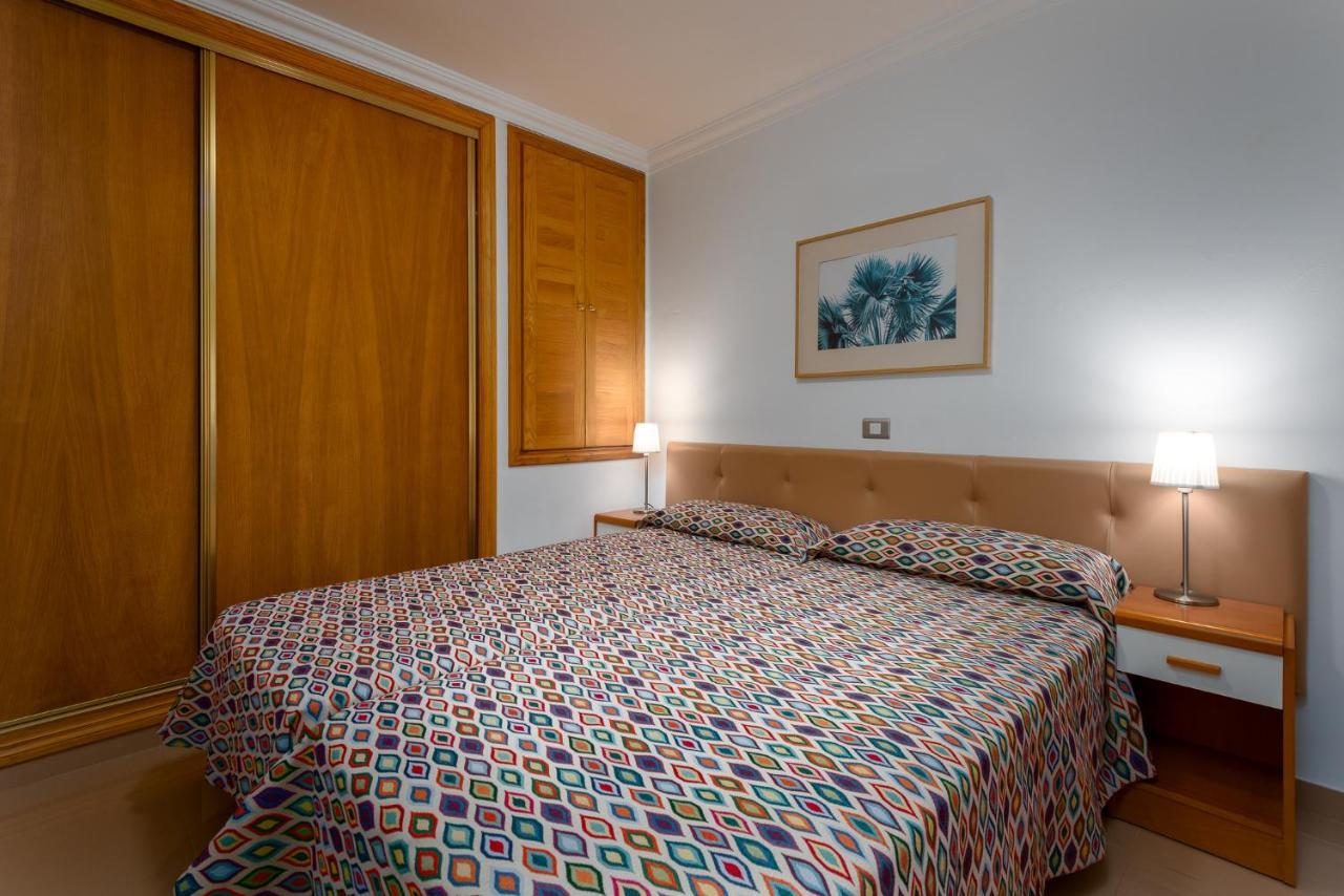 Edificio Playa Apartment Puerto De Mogan Exterior photo